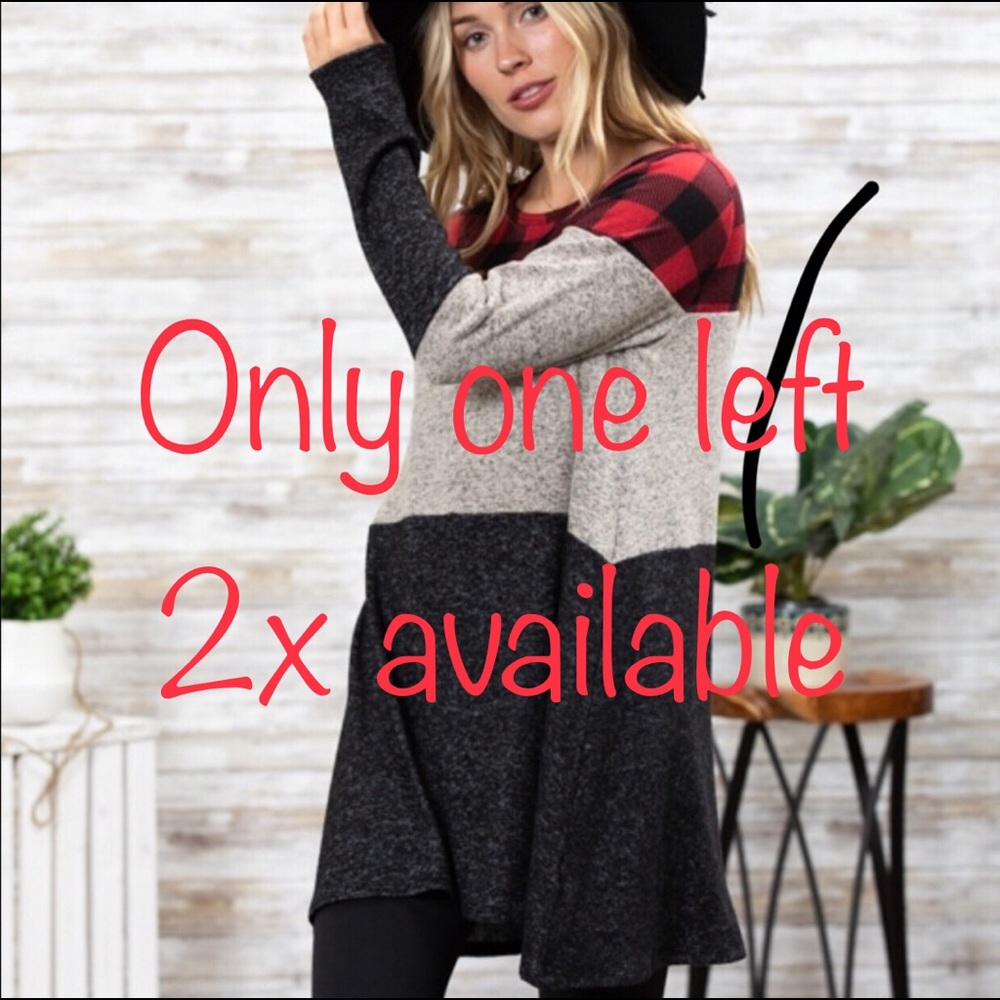 Plus Size long sleeve hacci plaid tunic - Picture 4 of 5